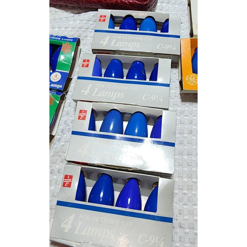 FOREMOST INDUSTRIES SET OF 4 C 9.25 BLUE CHRISTMAS BULB REPLACEMENT 4 BOXES